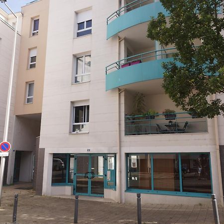 Le Pompidou T2 Pour 2 A 4 Pers Avec Parking Prive & Balcon Place Ney Анже Екстериор снимка